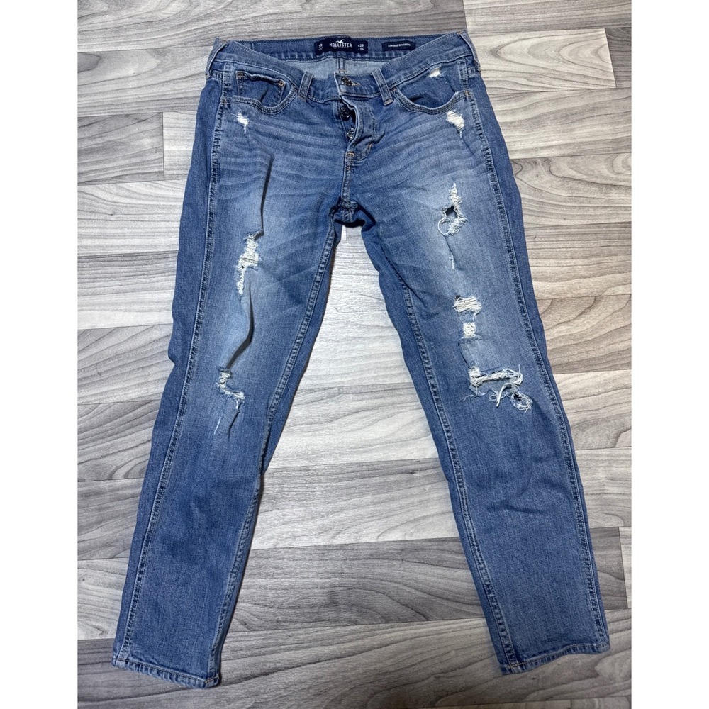 Hollister Low Rise Boyfriend Jeans 3R Medium Wash Distressed Denim W26 L24